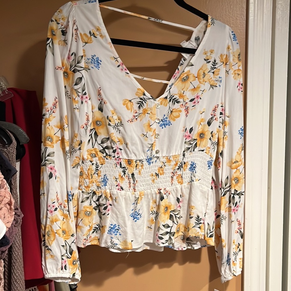 Floral top